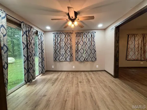 315 N Center ST, Hunnewell, MO 63443