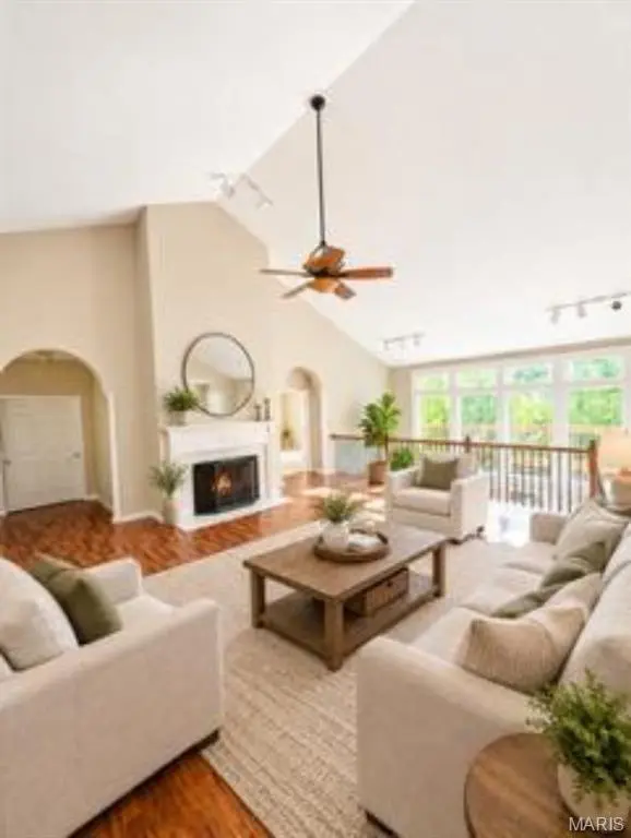 1605 Ridge Bend DR, Glencoe, MO 63038