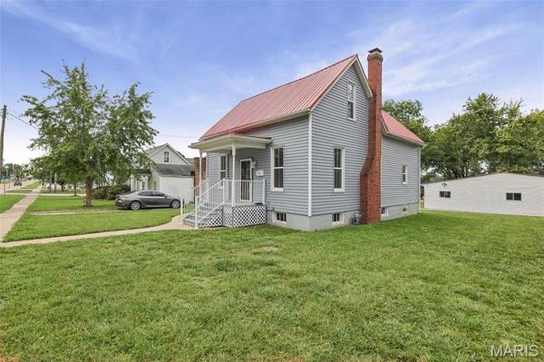 711 N Main ST, Marissa, IL 62257