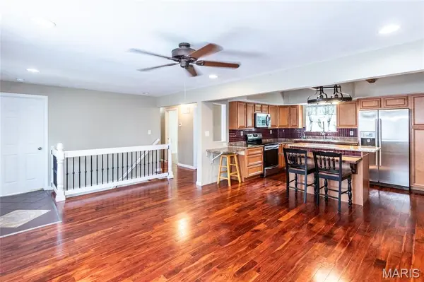 816 Sun Valley S, Arnold, MO 63010