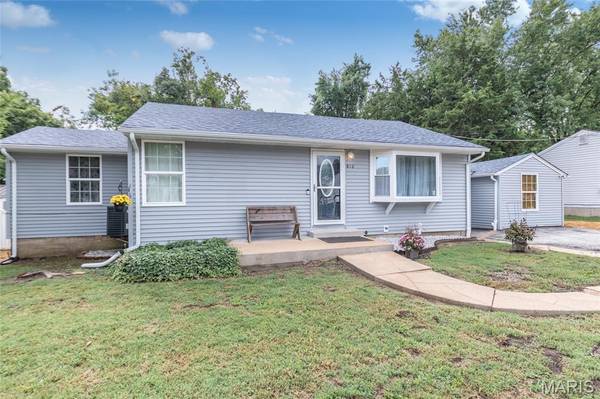 816 Sun Valley S, Arnold, MO 63010