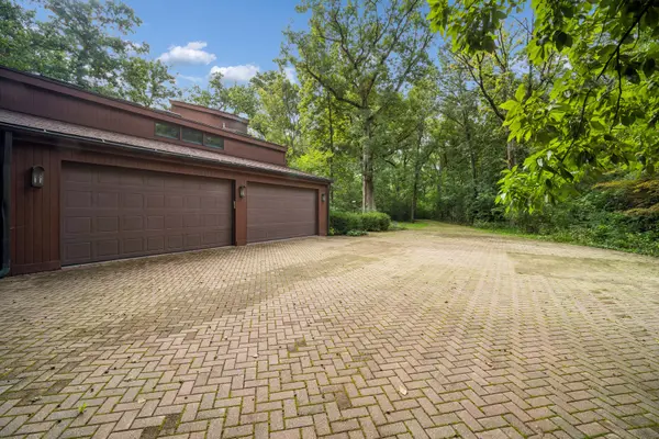 3135 Shagbark LN, Long Grove, IL 60047