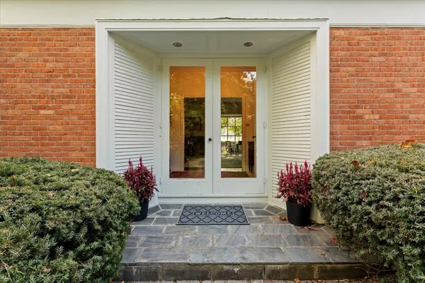 1110 Country LN, Champaign, IL 61821