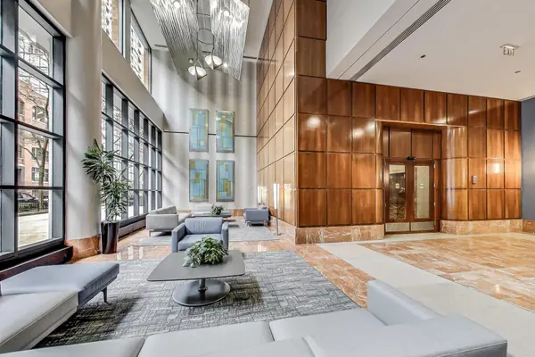 211 E OHIO ST #2902, Chicago, IL 60611