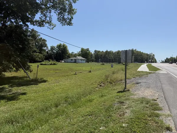 7920 Old Route 13, Marion, IL 62959