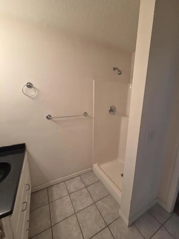 1706 2ND AVE #3, Rock Island, IL 61201