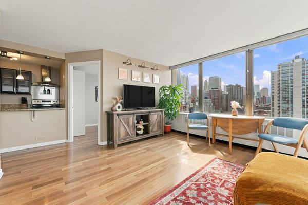 1355 N Sandburg TER #1801D, Chicago, IL 60610