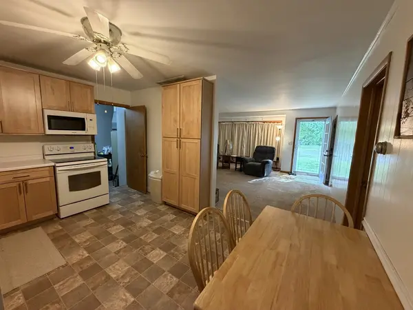 518 NW 5th AVE, Galva, IL 61434