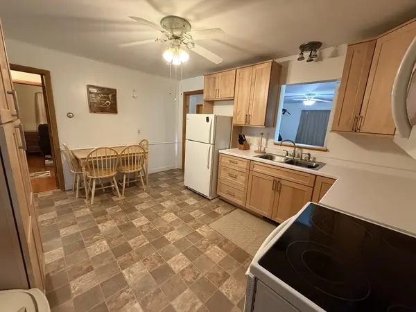 518 NW 5th AVE, Galva, IL 61434