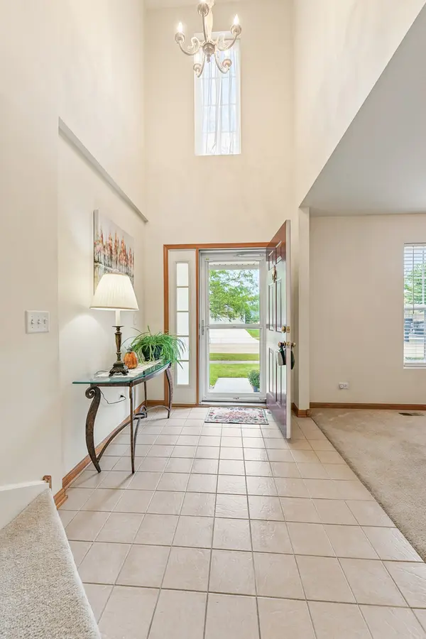 354 Settler RD, Dekalb, IL 60115