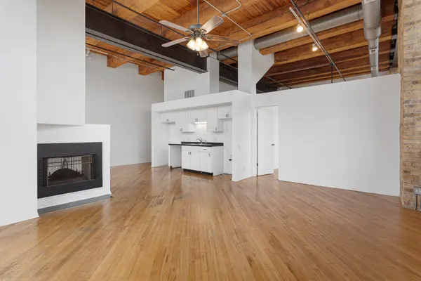 2614 N Clybourn AVE #306, Chicago, IL 60614