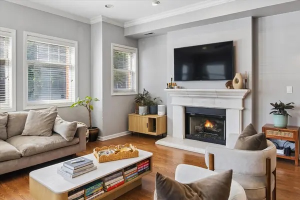 1400 W BYRON ST #2E, Chicago, IL 60613