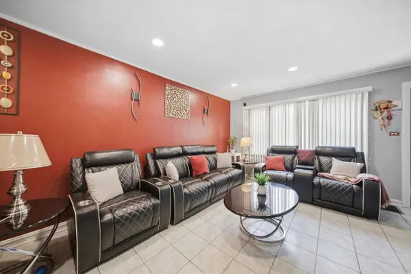 4017 W 58th ST, Chicago, IL 60629