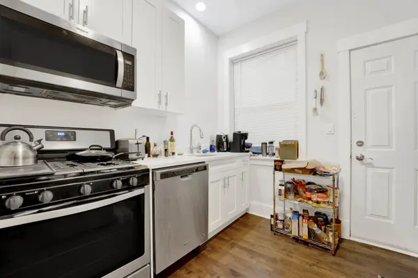 1000 W Dakin ST #3, Chicago, IL 60613