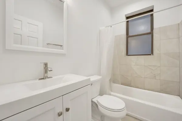 1010 W Dakin ST #1, Chicago, IL 60613