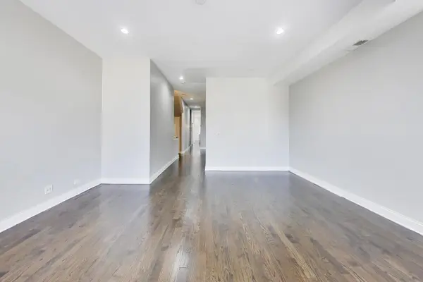 3330 S Indiana AVE #2N, Chicago, IL 60616