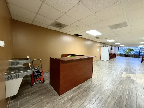 6152 N Lincoln AVE, Chicago, IL 60659