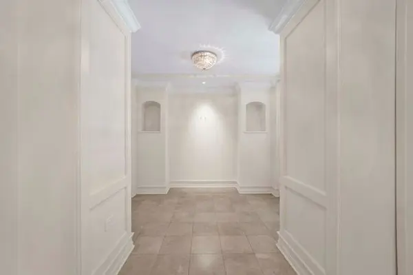 40 E Delaware PL #1702, Chicago, IL 60611