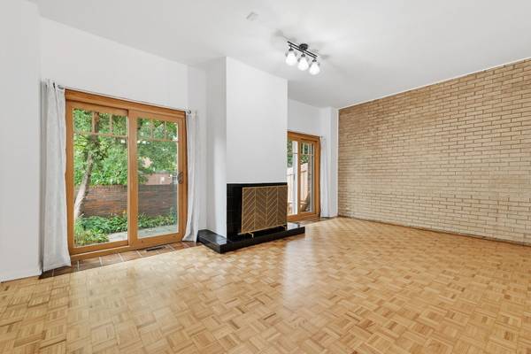 1174 E 53rd ST, Chicago, IL 60615