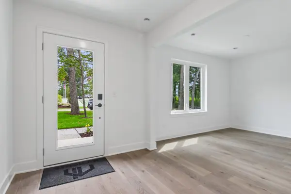 2122 Iron Ridge LN, Naperville, IL 60563