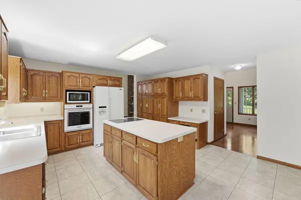 2320 40th ST N, Sartell, MN 56377