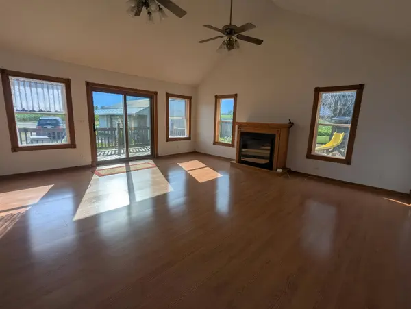 53519 170th AVE, West Concord, MN 55985