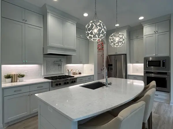 3419 Groveland LN, Minnetonka, MN 55345