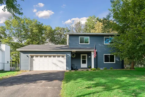 2841 Riviera DR N, White Bear Lake, MN 55110