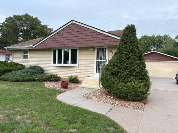 6324 Lee AVE N, Brooklyn Center, MN 55429