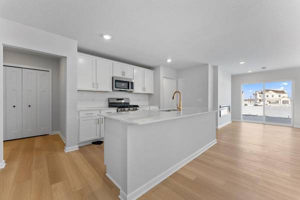 4336 Meadowview DR, Waconia, MN 55387
