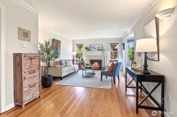 2815 NW 96th ST, Seattle, WA 98117