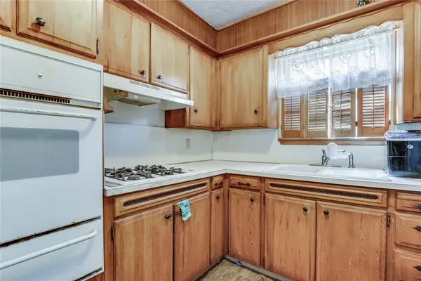 2721 SW 64th ST, Oklahoma City, OK 73159