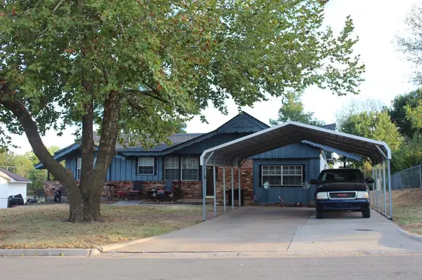 408 English DR, Rush Springs, OK 73082