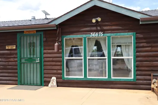 36875 W Aventura Nueva RD, Seligman, AZ 86337