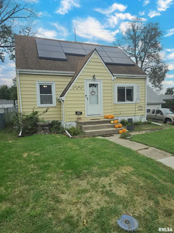 735 N IDAHO ST, West Peoria, IL 61604