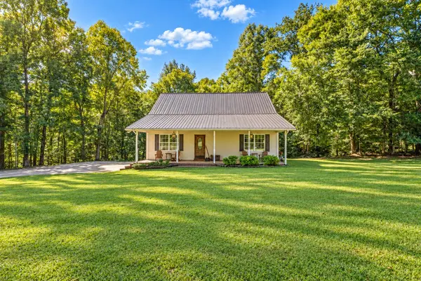 7061 E Plunders Creek Rd, Dickson, TN 37055