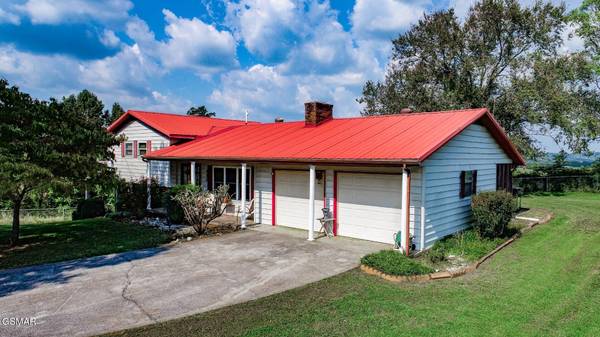 450 Cottage Way, Parrottsville, TN 37843