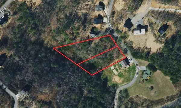 3020 Cloudburst Dr, Sevierville, TN 37862