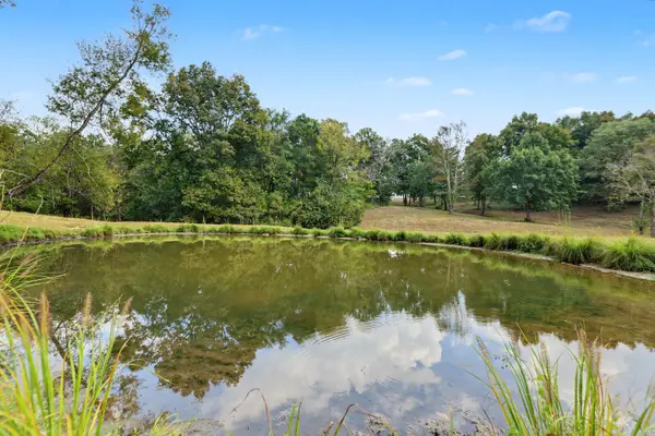 2909B Beech Log Rd, Watertown, TN 37184