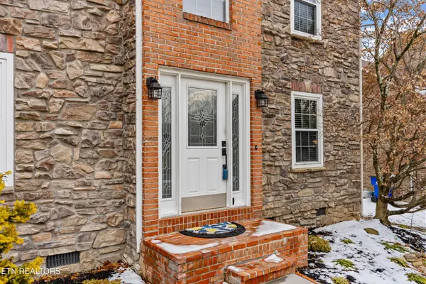 1720 Wynrush Circle, Knoxville, TN 37923