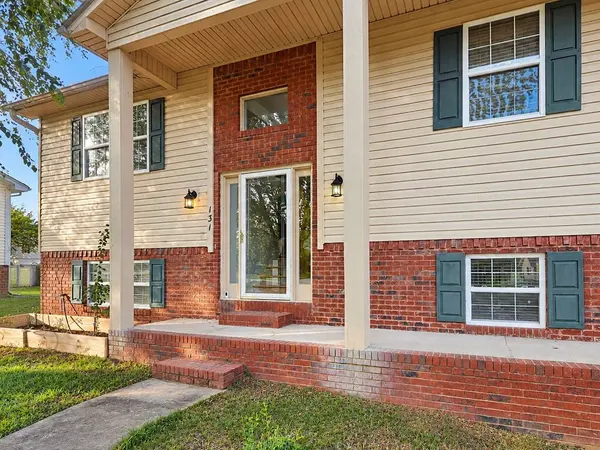 131 Cody St #NW, Cleveland, TN 37312