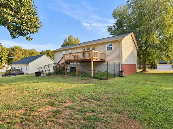 131 Cody St #NW, Cleveland, TN 37312