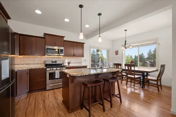 5503 S Oakridge Dr, Spokane, WA 99224
