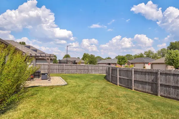 1260 S Venice AVE, Republic, MO 65738