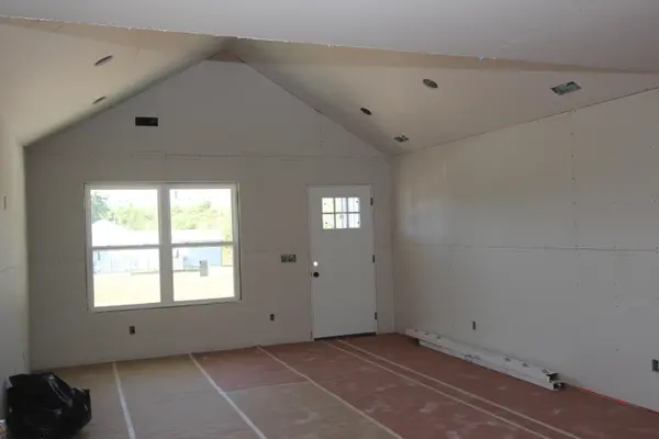100 Clouse ST, Fordland, MO 65652