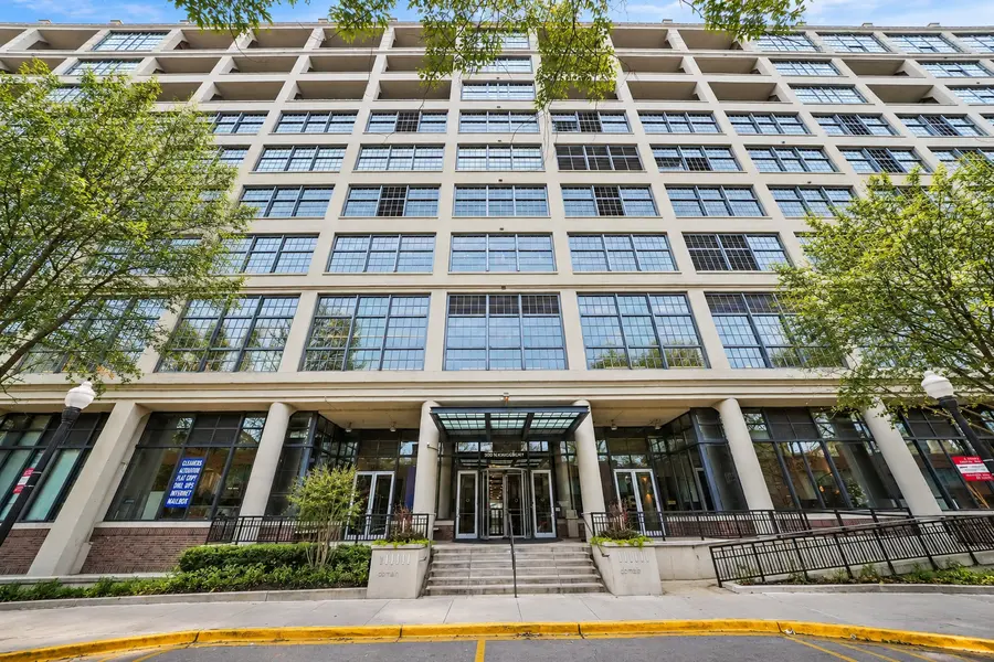 900 N Kingsbury ST #971, Chicago, IL 60610