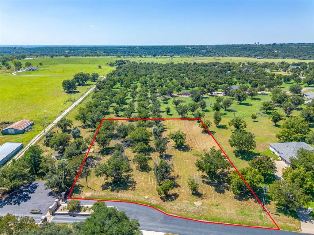 10005 Orchards Boulevard, Cleburne, TX 76033