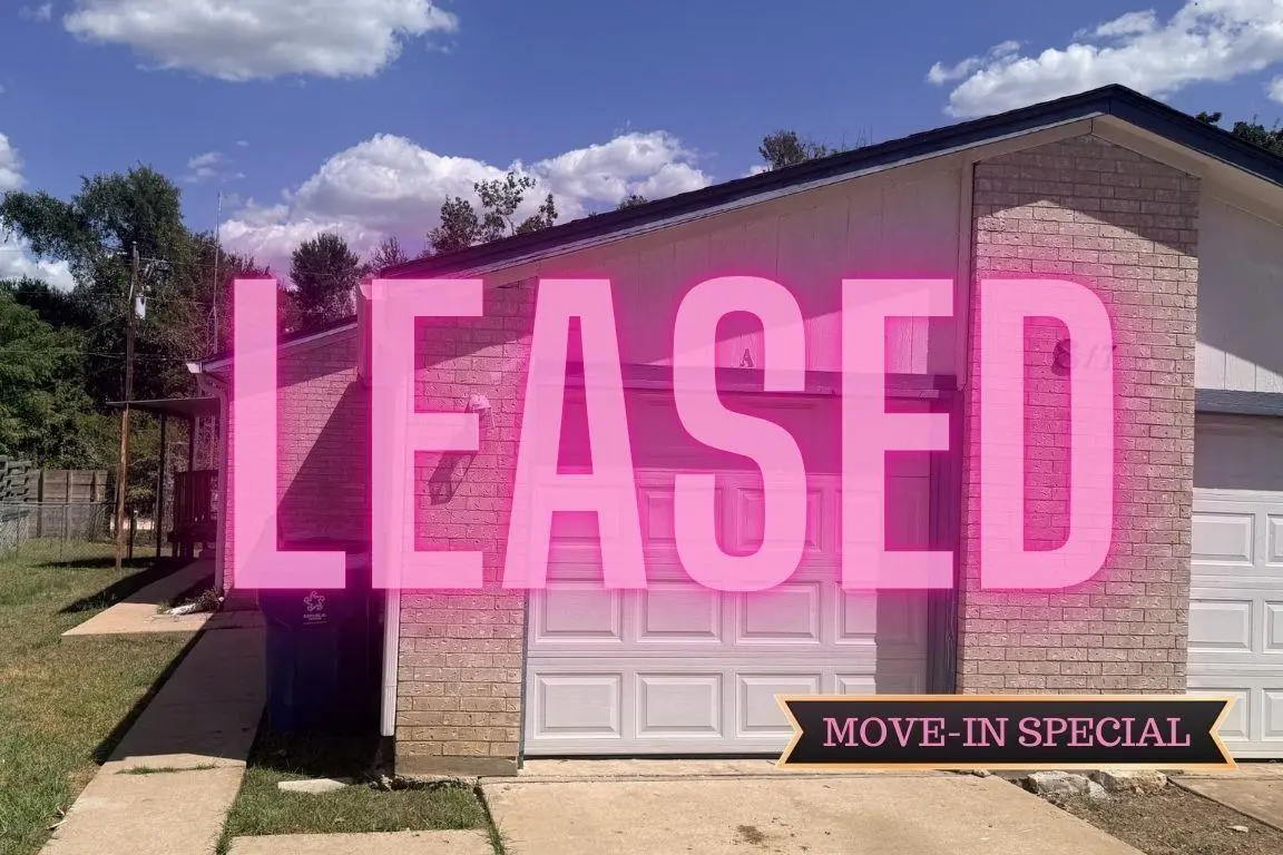 817 Lloyd LN #A, Elgin, TX 78621