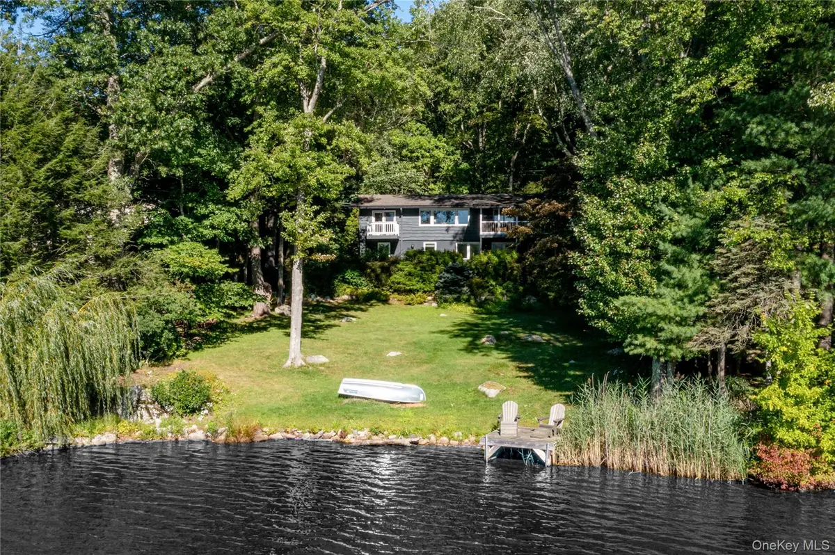 153 Sagamore DR, Carmel, NY 10512