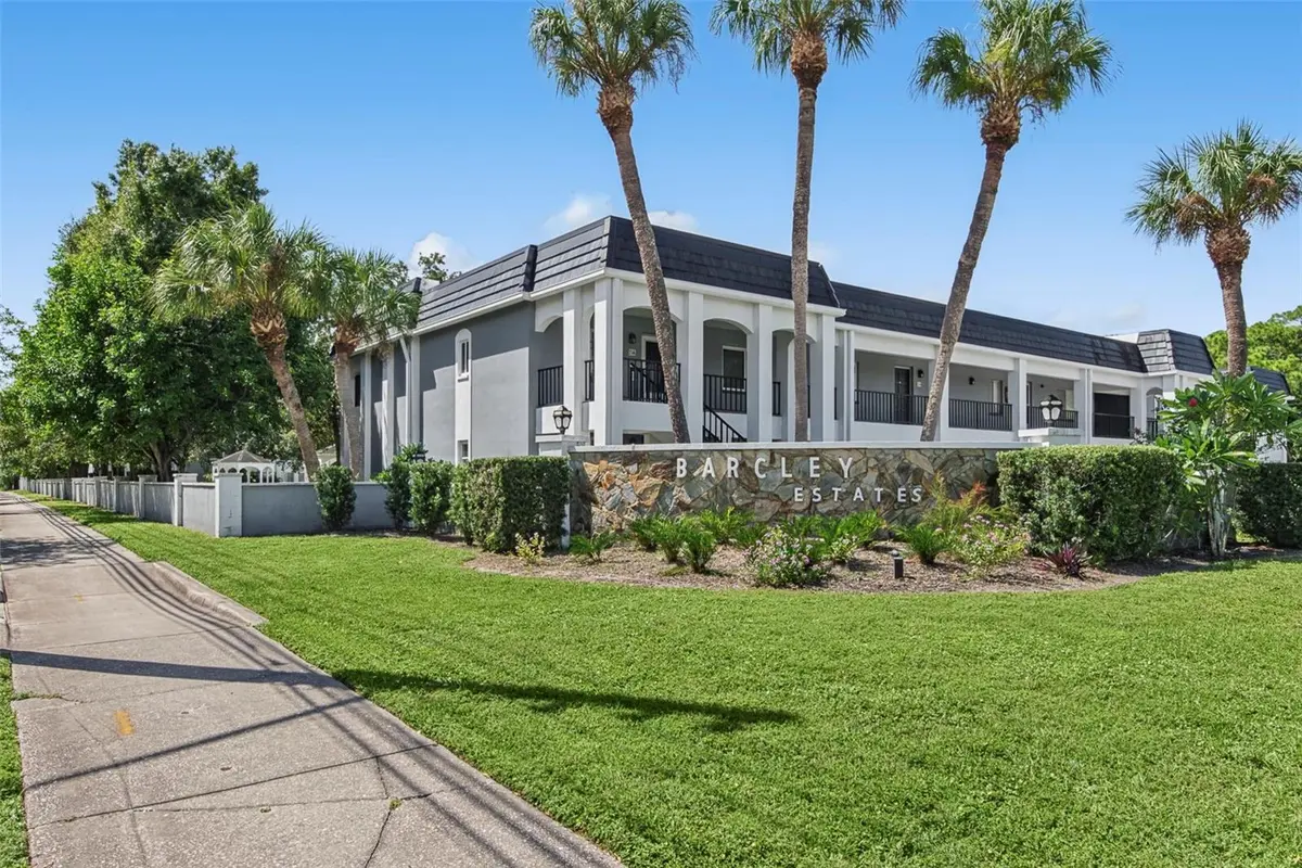 8651 10TH ST N #118, St Petersburg, FL 33702